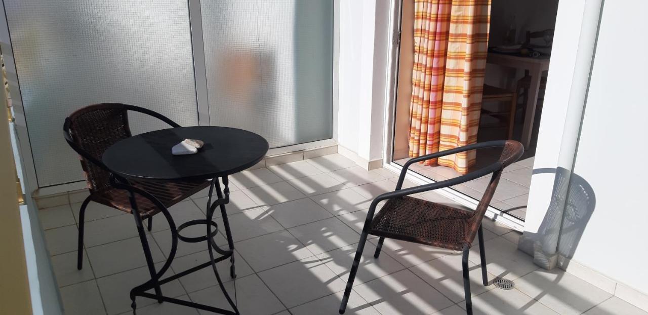 Όμορφο Studio Στην Πόλη Πάτρα Exterior foto